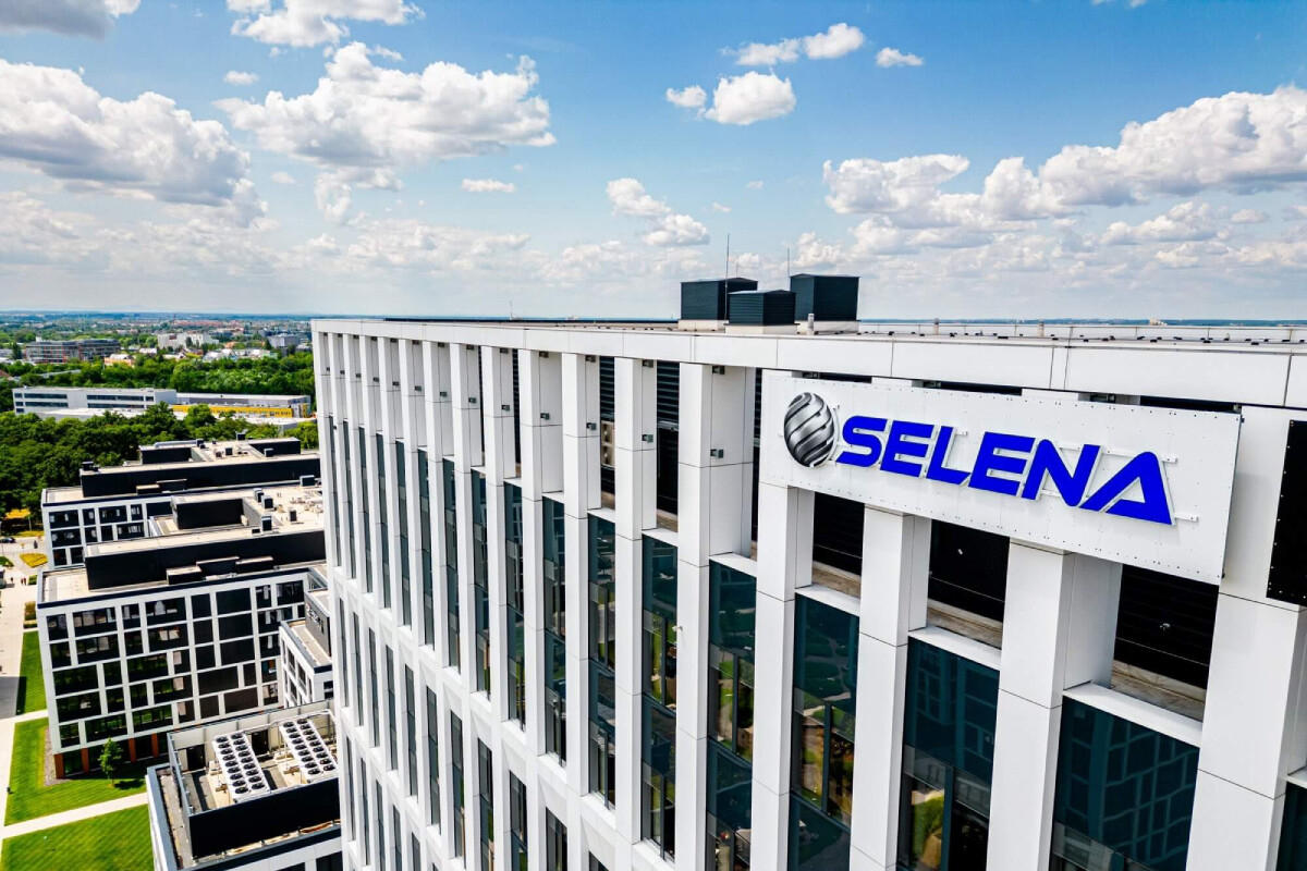 Selena Group seeks to acquire sandwich panel manufacturer to enter the thermal insulation market