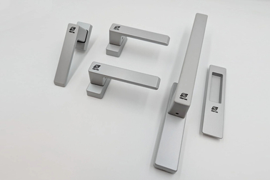 Aluron випустив колекцію ручок