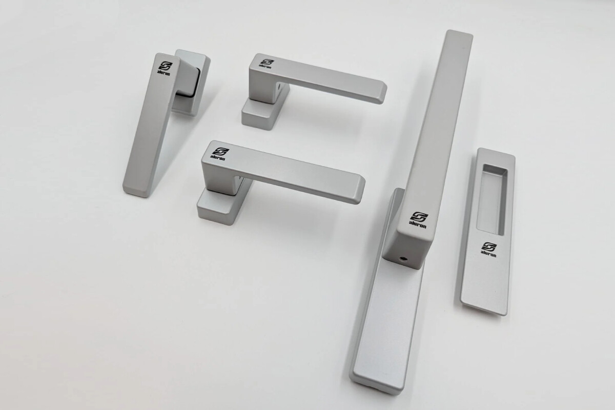 Aluron представив колекцію ручок Aluron Line