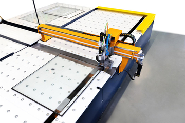 Нова системна HEGLA автоматично розбирає старі або дефектні склопакети на непошкоджені компоненти