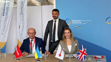 NovaSklo Trade wird exklusiver Vertriebspartner für Pilkington-Architekturglas in der Ukraine