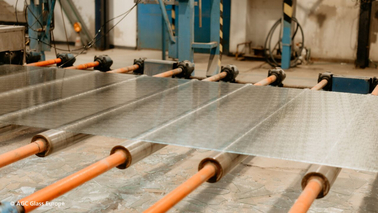 Hybrides Glasschmelzen besteht ein Jahr Dauerbetrieb bei VOLTA