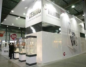 Темп задают спонсоры выставок