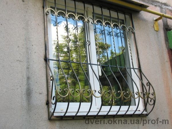 Літнє зниження цін на решітки на вікна та балкони