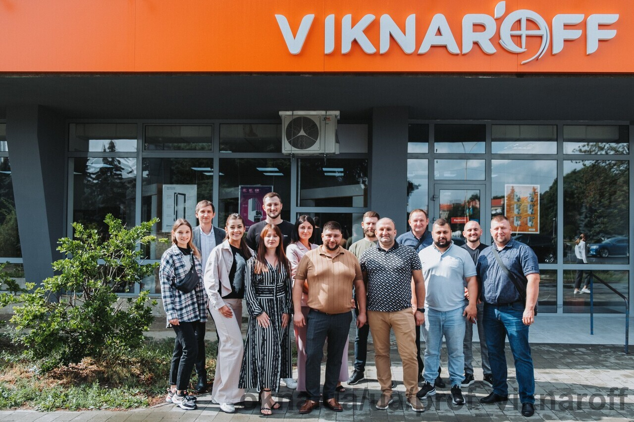 Відкриття фірмового салону Viknar’off у м. Ужгород