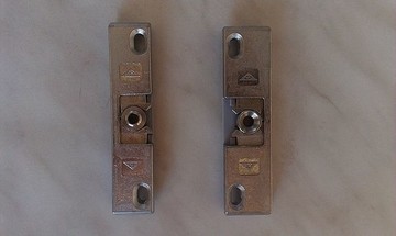 В продаже защёлка для балконной двери