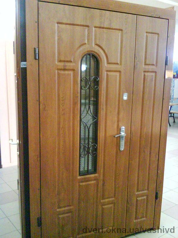 Новинка! Двери в квартиру Лакоста!