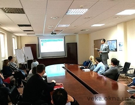"ВЕКА Украина" провела первый семинар накануне нового сезона.