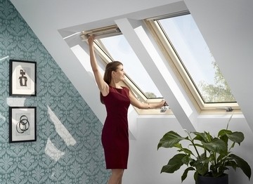 Нове покоління мансардних вікон VELUX: більше світла, більша енергоефективність