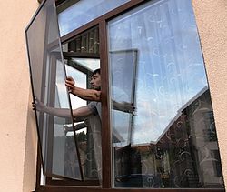 Замовити москітні сітки на пластикові вікна