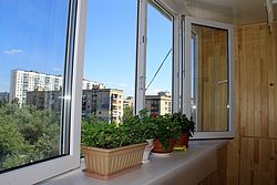 Засклення балконів