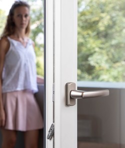 EMOTION віконні ручки