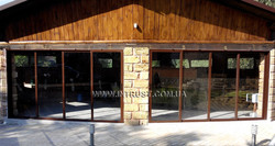 Розсувні алюмінієві двері