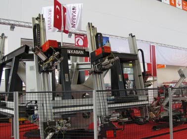 fensterbau/frontale и HOLZ-HANDWERK 2010: открытые двери, полные залы