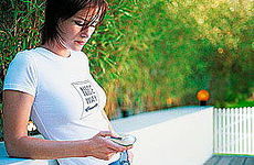 Молодая красивая девушка без вредных привычек...