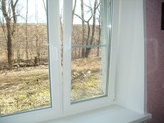 Окно для кухни с подоконником. Серия Классика.