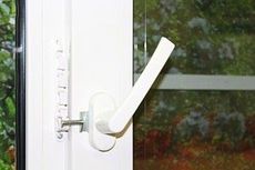 Серия VIP. Окно в профильной системе Aluplast