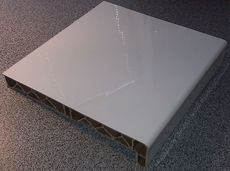 Глянцевый подоконник