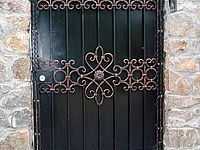 Решетки на двери