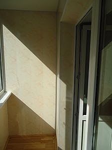 Внутрішня обшивка балкона