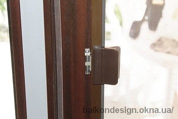 Антимоскітна сітка на двері