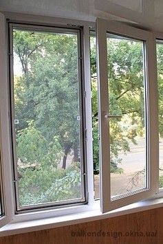 Антимоскитная сетка на балкон Правый Берег