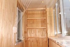 Шкаф и другая встроенная мебель на балкон