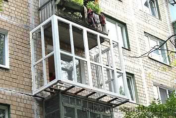 Французский балкон с выносом