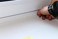 Утеплення пластикових вікон