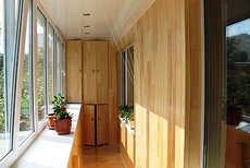 Отделка лоджий деревом