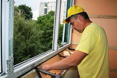 Расширение балкона на Дарнице