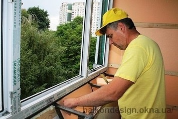 Расширение балкона на Дарнице