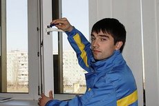 Регулировка створки пластикового окна