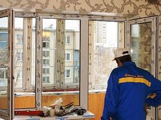 Ремонт двери на балконе