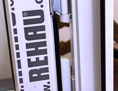 Окна Рехау регулировка