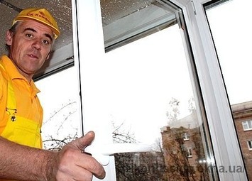 Регулювання пластикових вікон Veka у Києві