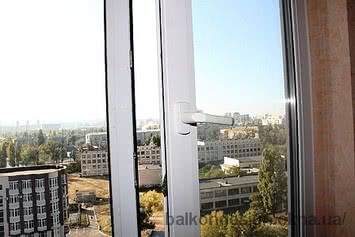 Регулировка пластиковых окон Aubi в Киеве