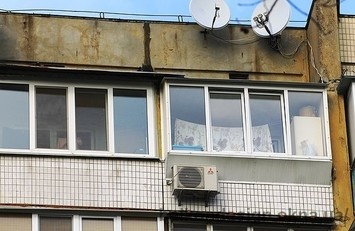 Ремонт лоджії з дахом. Ремонт лоджії з дахом.