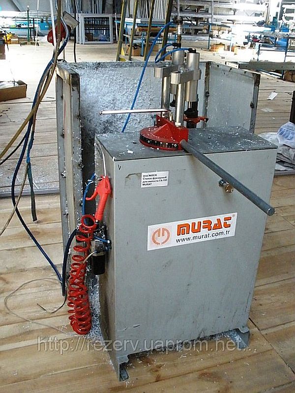 Станок для зачистки импоста Murat Станок для зачистки импоста Murat
