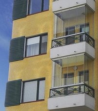 Безрамное остекление балконов и лоджий