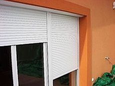 Роллеты на двери