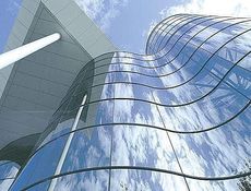 Фасад из алюминия. Многофункциональная фасадная система, имеющая широкий диапазон применения.