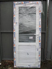 Двери входные 900*2100