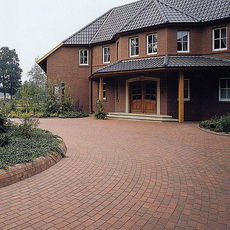 Профессиональная укладка тротуарной плитки.