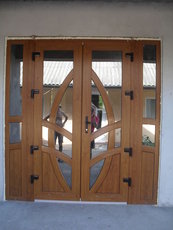 Двері вхідні металопластикові