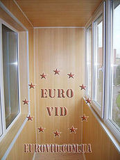 Обшивка балкона и лоджии пластиковой вагонкой и панелями ПВХ.