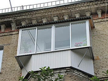 Розсувні алюмінієві балкони 3000 мм Х 1500 мм чотири секції
