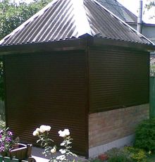 Монтаж защитных ролет