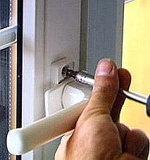 Ремонт замков на металлопластиковых дверях