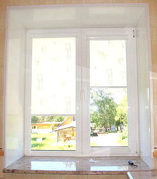 окно VEKA для кухни, размер 1500*1500, энергосберегающий стеклопакет, немецкая фурнитура Roto NT